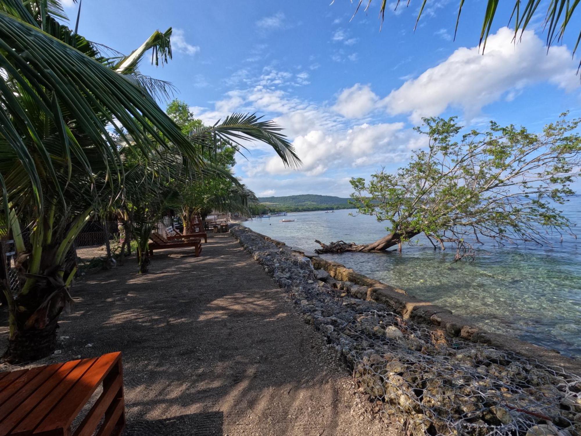 Maryan Moyo Bungalows & Resto Moyo Island Esterno foto