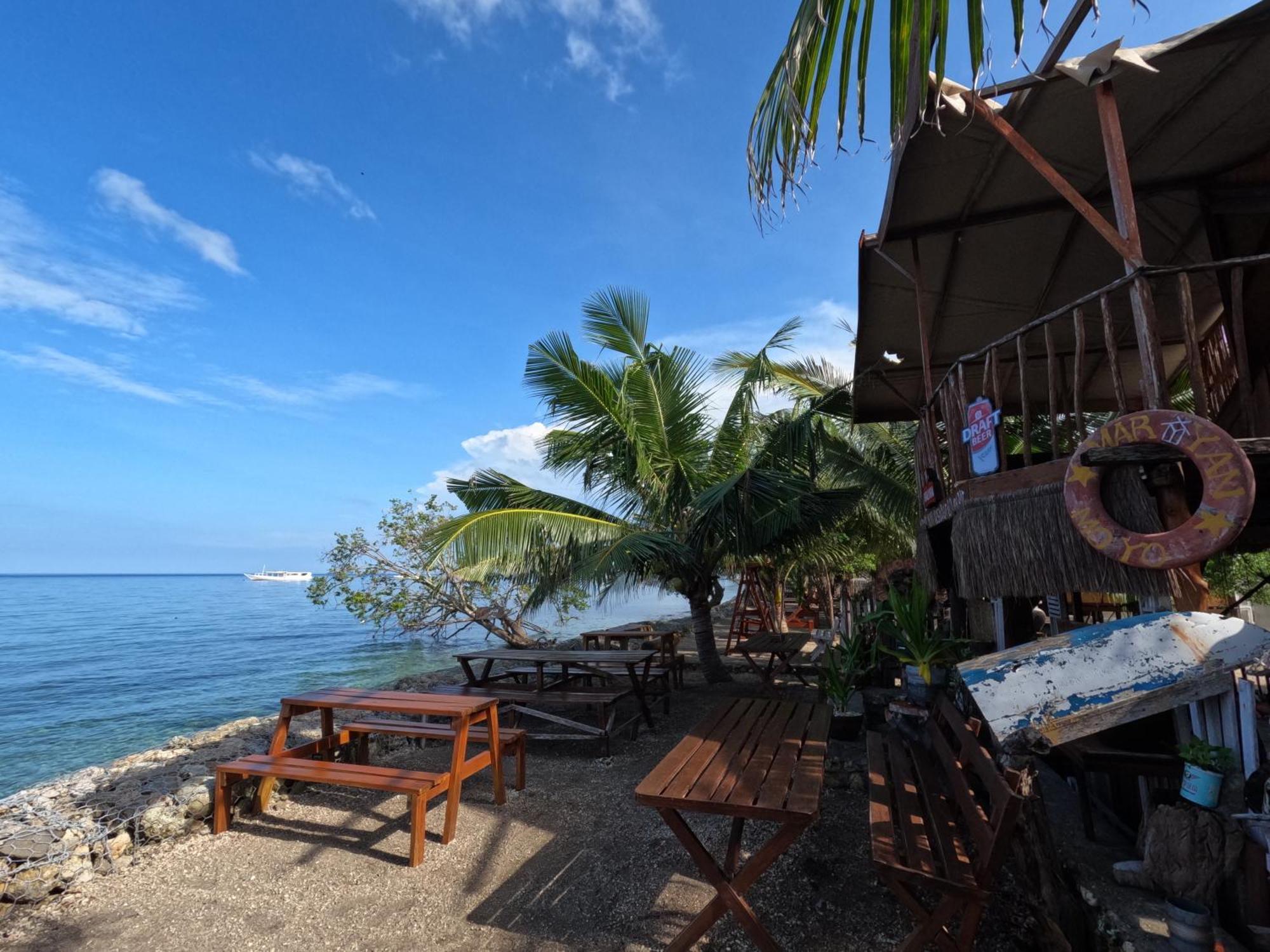 Maryan Moyo Bungalows & Resto Moyo Island Esterno foto